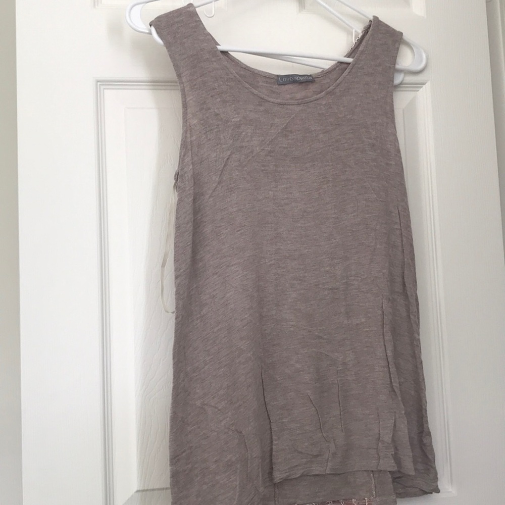 Detailed back top